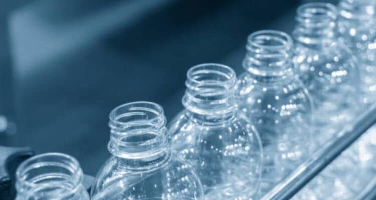 Harga Bahan Baku Melambung, Pasokan Plastik Nasional Disebut Masih Aman