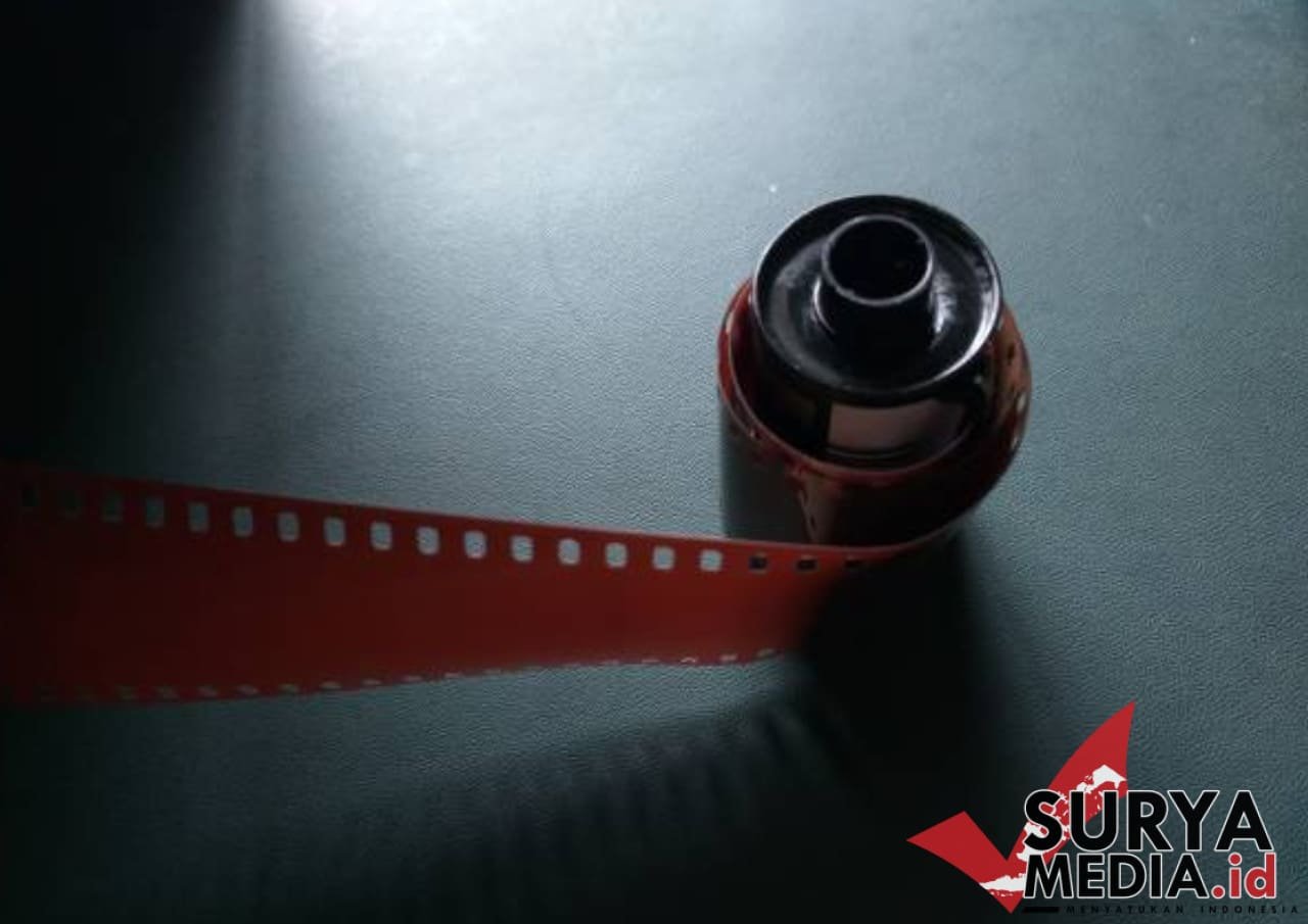 Aksi Nobar Film 'Pesta Babi' di Unram Dibubarkan, Mahasiswa Bakal Pindah Lokasi