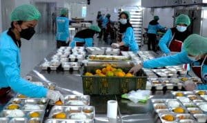 Praktik Jual Beli Titik Dapur MBG Sebabkan Pemborosan Anggaran Rp1 T per Bulan