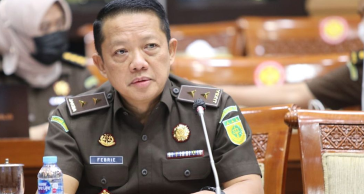 Mantan Jampidsus Febrie Adriansyah Ditetapkan Tersangka Atas 3 Kasus Dugaan Korupsi