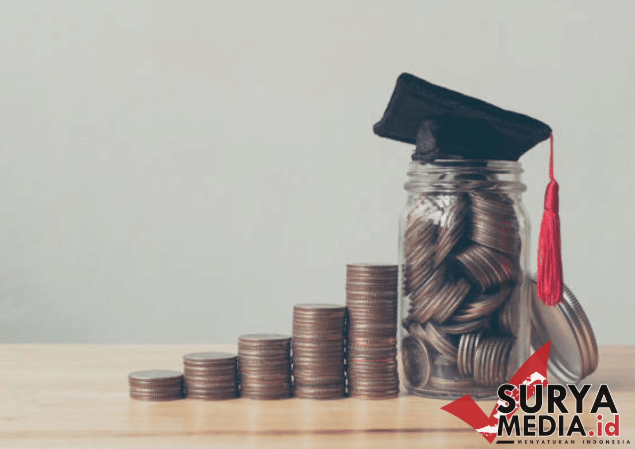 60 Ribu Calon Mahasiswa Dikabarkan Mundur karena UKT Mahal, Wamendikti Sebut Disinformasi